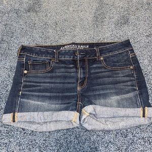 Women’s shorts